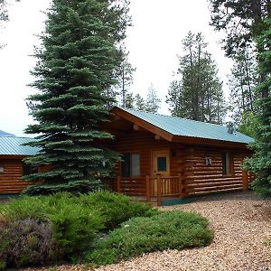 Silverwolf Log Chalets